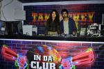 Richa Chadda, Nikhil Dwivedi at Tamanchey promotions in F Bar on 17th Sept 2014